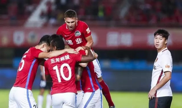  美因茨前锋独中两元，助力球队客场全取三分  