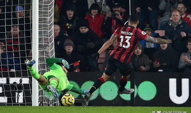  威尔逊压哨绝杀，伯恩茅斯客场爆冷擒狼队