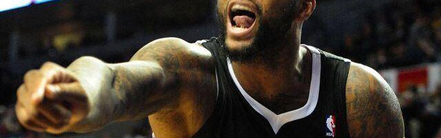  库里单节三分雨倾盆，勇士大胜国王稳固榜首